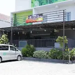 Reddoorz Near Simpang Dewa Ruci